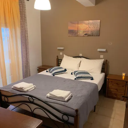 Johny's Apartment *